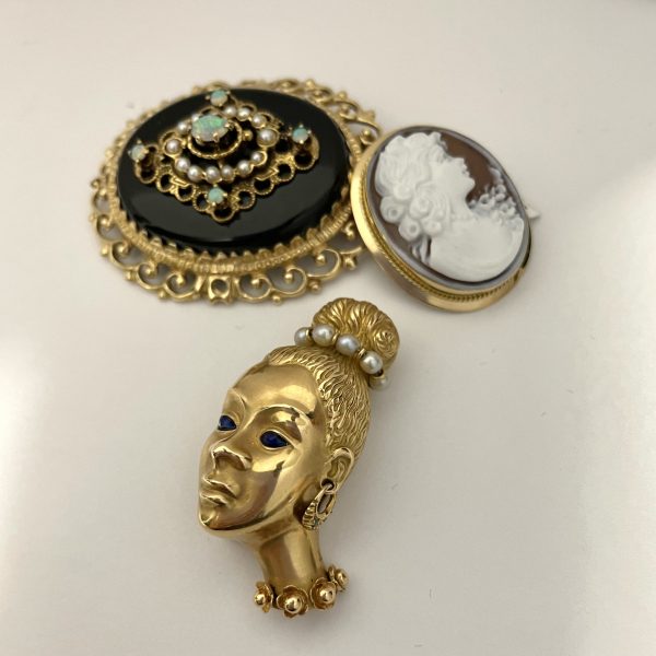 onyx vintage pin, woman bust pin, cameo